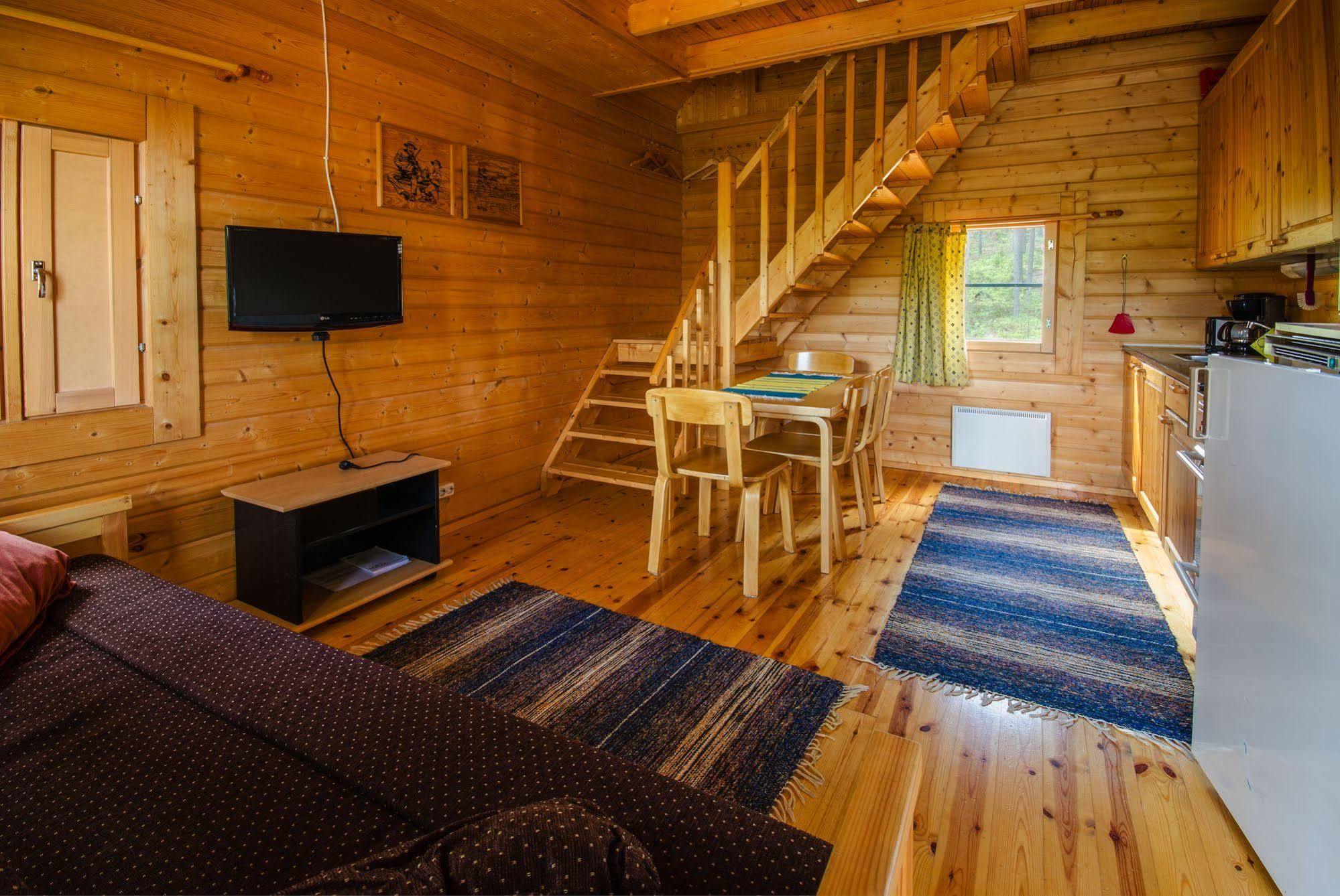 Ahvenlampi Camping Saarijarvi Exterior photo