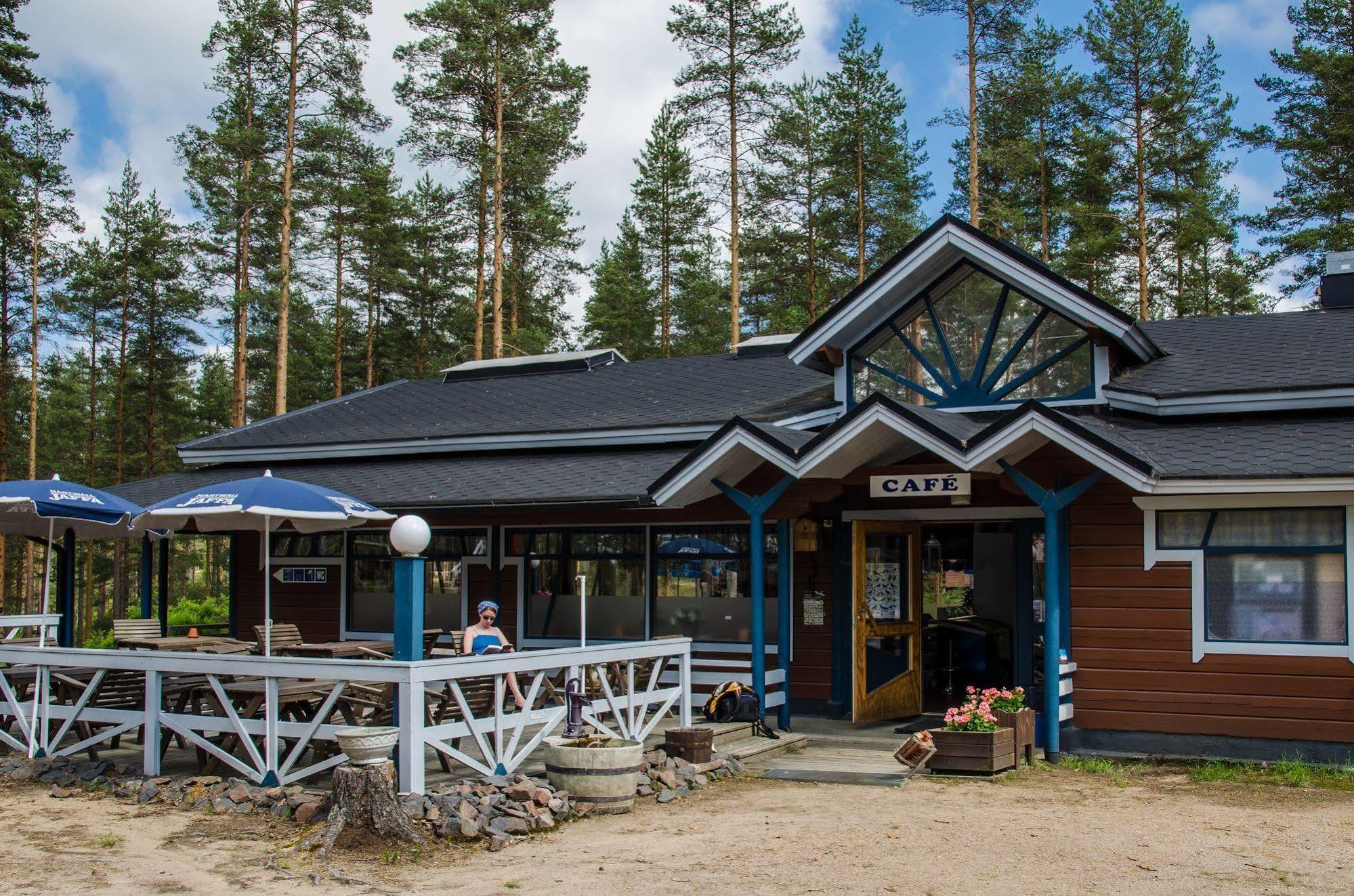 Ahvenlampi Camping Saarijarvi Exterior photo