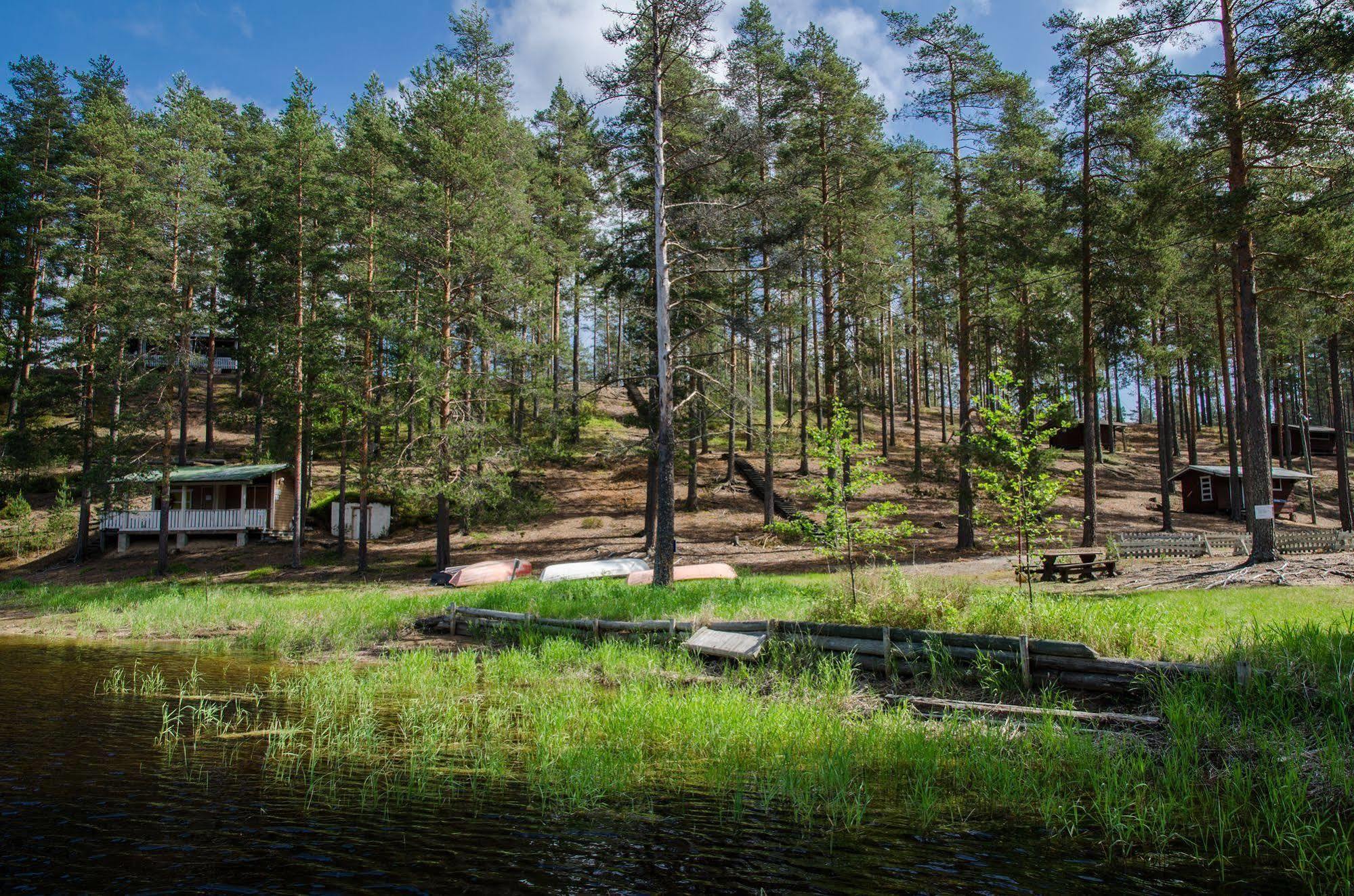 Ahvenlampi Camping Saarijarvi Exterior photo